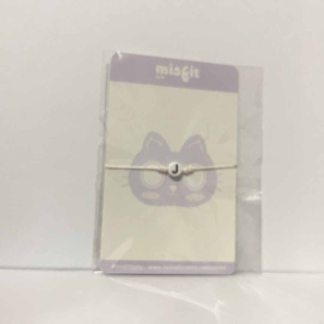 Pulseras Letras Handmade by Hotculture® | Amuletos & Accesorios