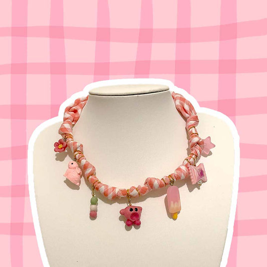 Bandana Necklace con Dijes Únicos | 50 cm | Hecho a Mano | Hotculture®