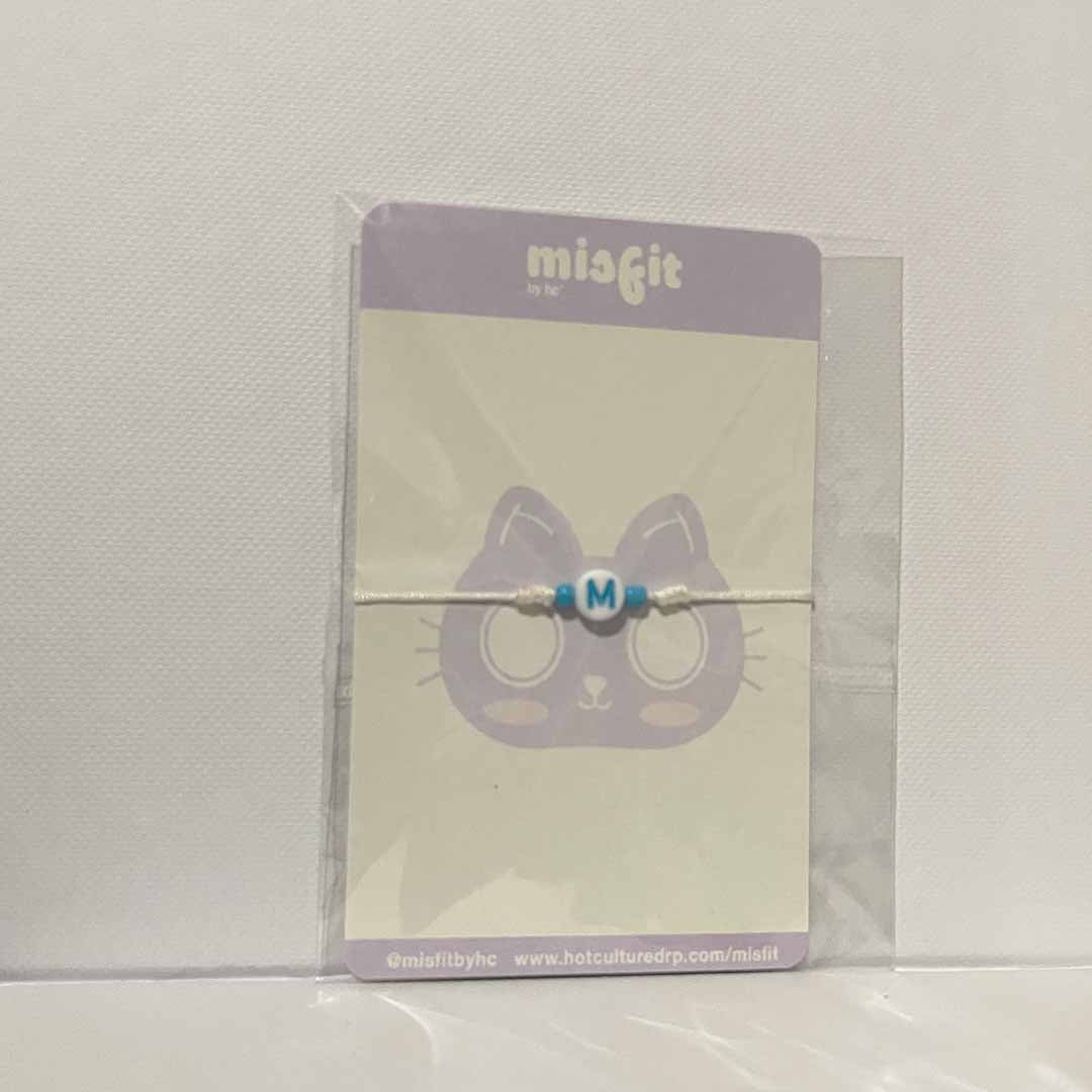 Pulseras Letras Handmade by Hotculture® | Amuletos & Accesorios