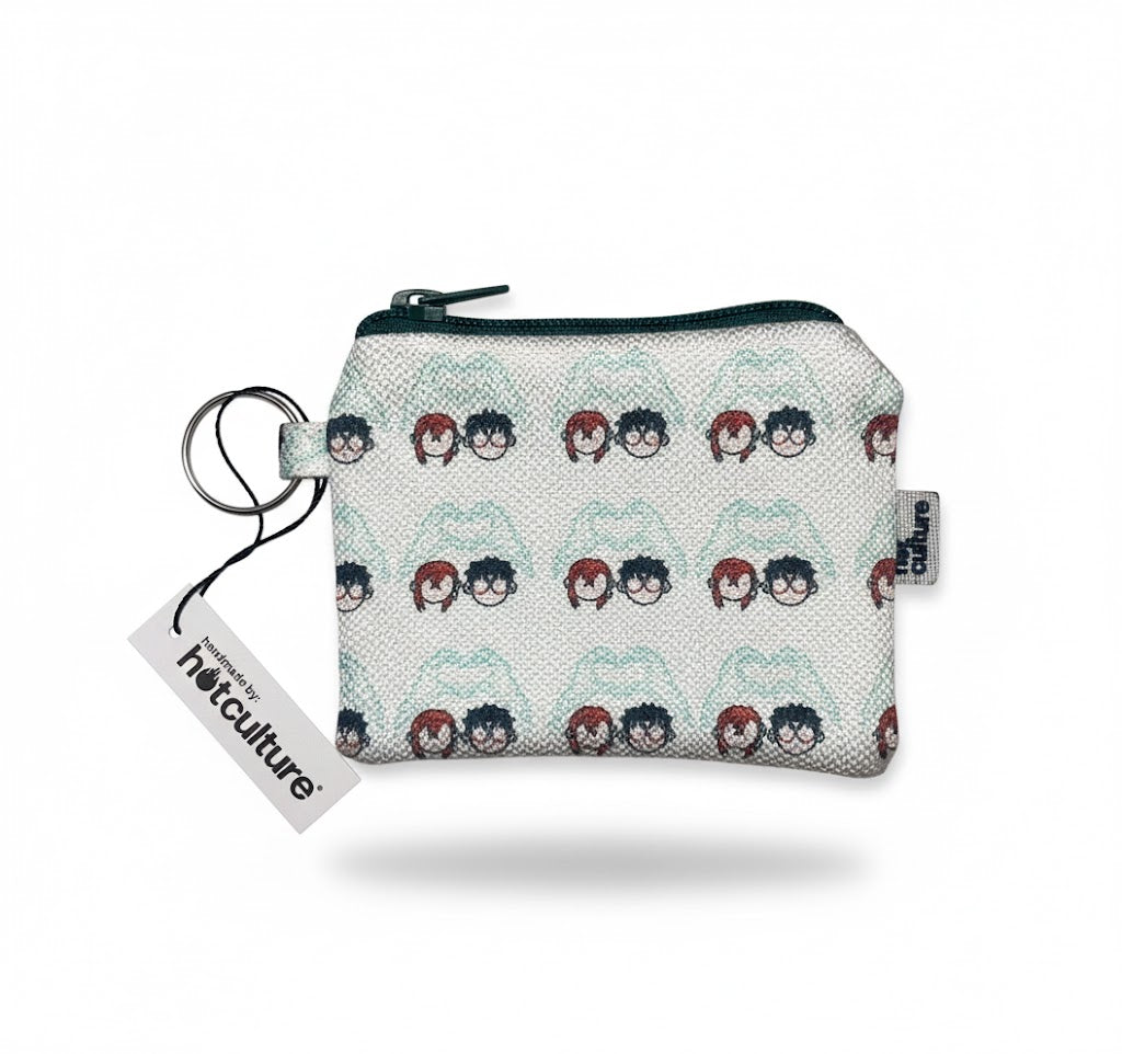 Dandadan Mini Pouch Keychain – Edición Exclusiva Hotculture® (Hechos a Mano)
